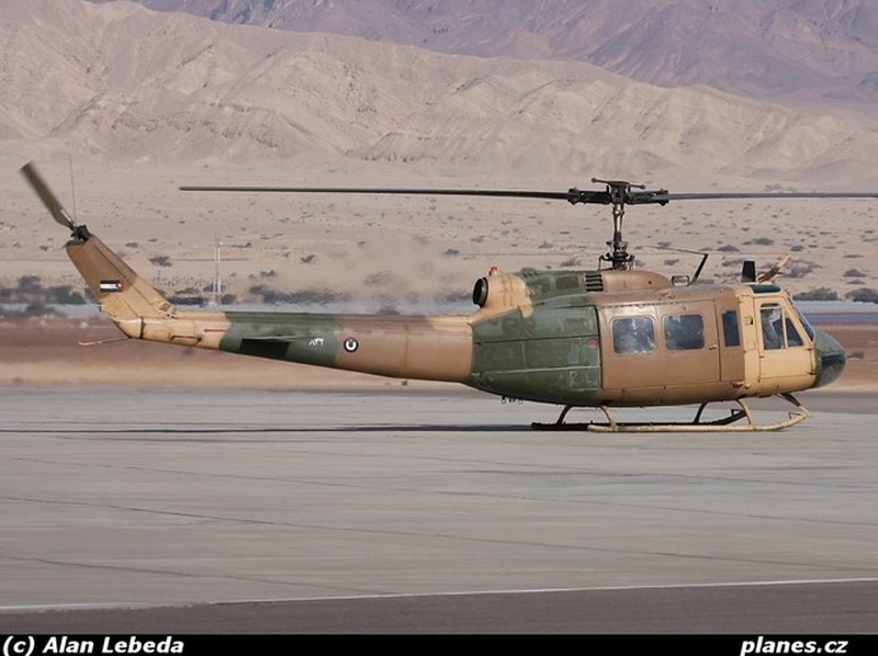 Những quốc gia châu Á nào đang sử dụng trực thăng UH-1 Huey? - ảnh 15