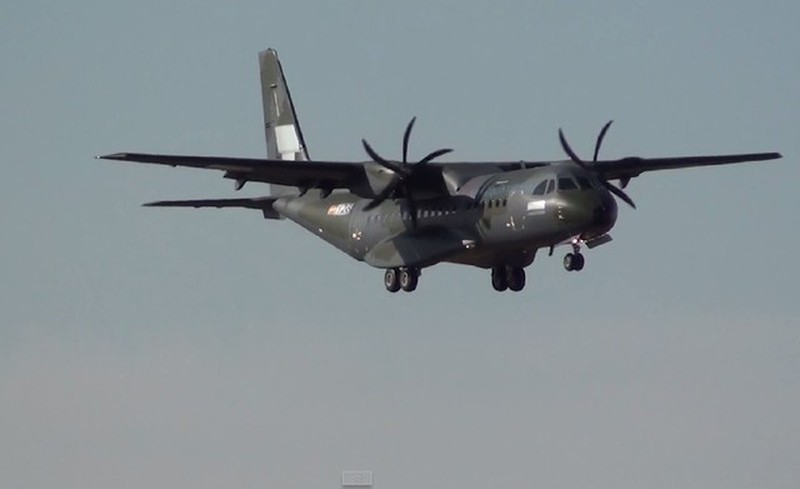 Máy bay vận tải C-295M thứ hai của Không quân VN bay thử nghiệm - ảnh 2