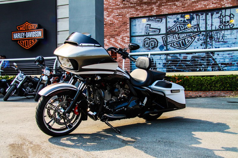 Cận cảnh Harley-Davidson Road Glide Special duy nhất tại Việt Nam - ảnh 4