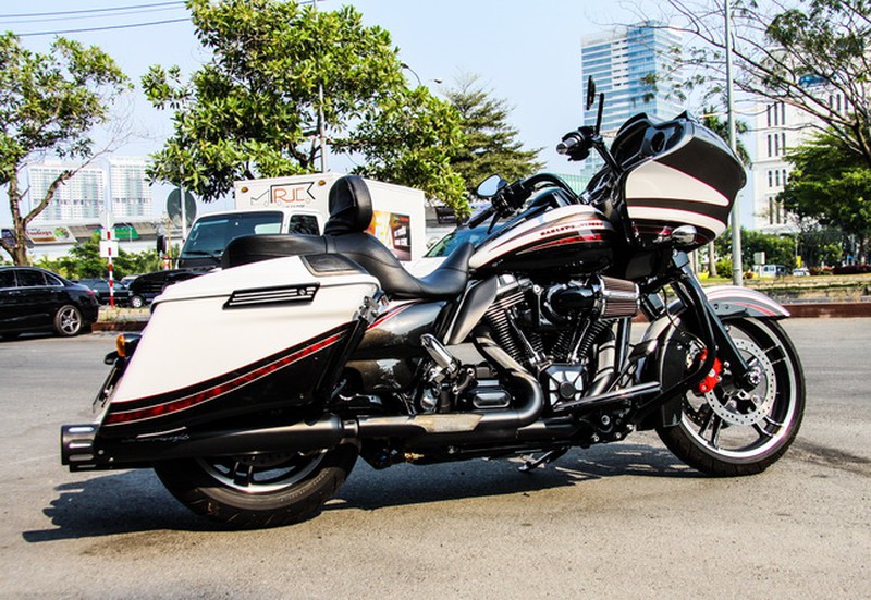 Cận cảnh Harley-Davidson Road Glide Special duy nhất tại Việt Nam - ảnh 6