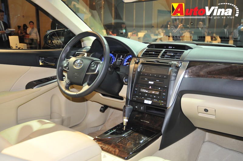 Ngắm chi tiết Toyota Camry 2015 vừa ra mắt - ảnh 10
