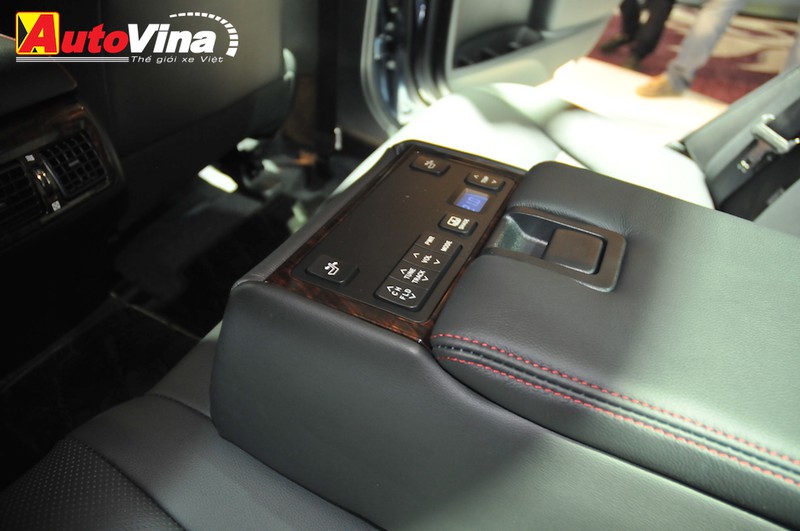 Ngắm chi tiết Toyota Camry 2015 vừa ra mắt - ảnh 19