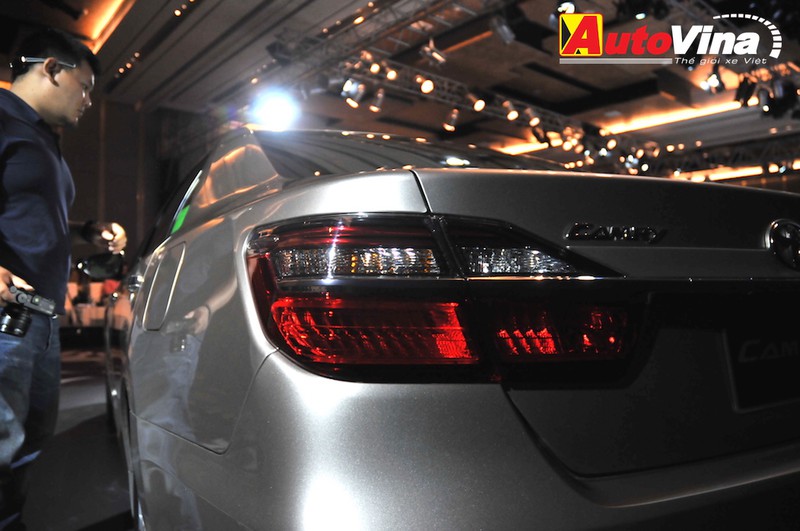 Ngắm chi tiết Toyota Camry 2015 vừa ra mắt - ảnh 6