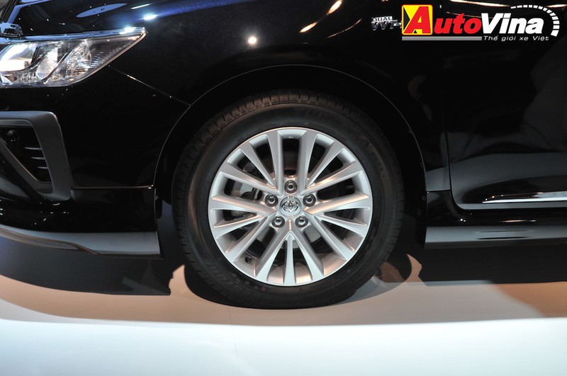 Ngắm chi tiết Toyota Camry 2015 vừa ra mắt - ảnh 8