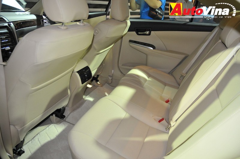 Ngắm chi tiết Toyota Camry 2015 vừa ra mắt - ảnh 15