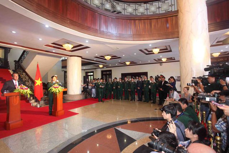 Hình ảnh toàn cảnh Bộ trưởng Quốc phòng Hoa Kỳ thăm Việt Nam - ảnh 8