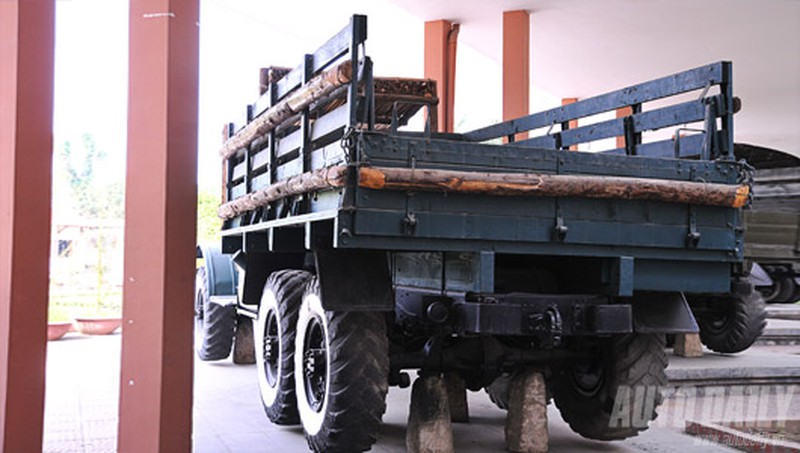 Zil 157 – Chiếc xe