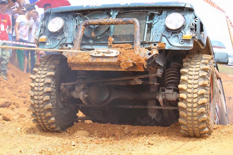 Hình ảnh hiếm có trong ngày thi đấu lầy lội của xe địa hình tại VOC 2015 - ảnh 7