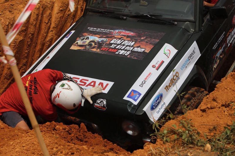 Hình ảnh hiếm có trong ngày thi đấu lầy lội của xe địa hình tại VOC 2015 - ảnh 5