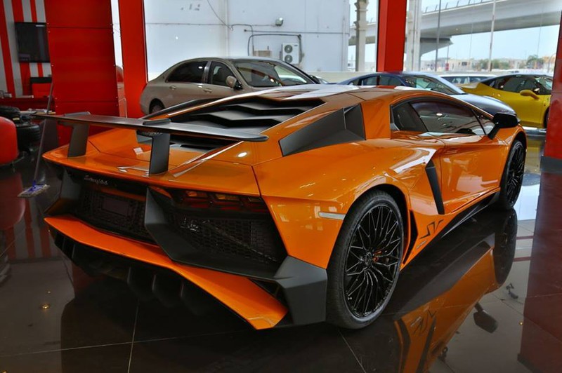 Cận cảnh siêu xe Lamborghini Superveloce giá 650 nghìn USD tại Dubai - ảnh 4
