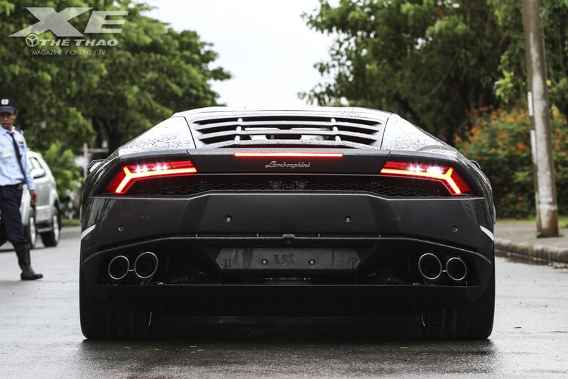 Chi tiết xe Lamboghini Huracan giá 16 tỷ về tay