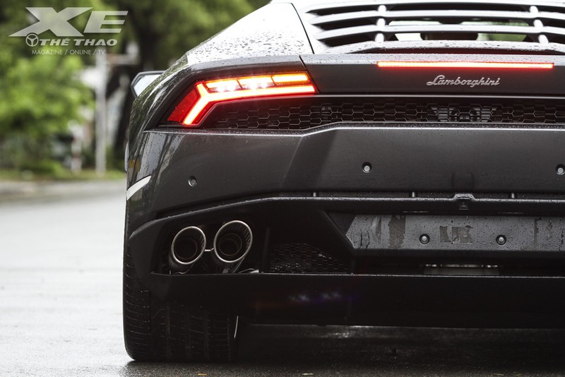 Chi tiết xe Lamboghini Huracan giá 16 tỷ về tay