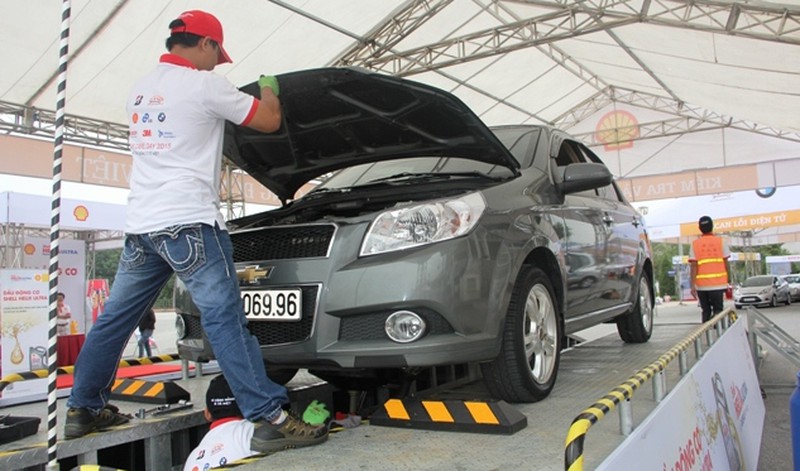 Hàng trăm xe ô tô được chăm sóc trong Car Care Day 2015 tại Hà Nội - ảnh 10