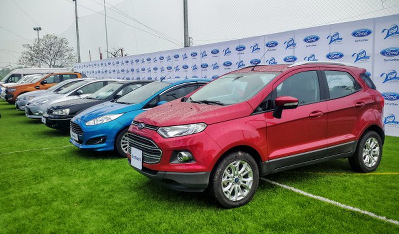 Bảng giá xe Ford tại Việt Nam tháng 6/2016 - ảnh 1