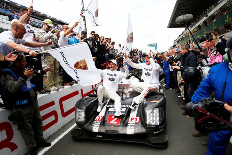 Giải đua xe 24 Giờ Le Mans: Porsche giành chiến thắng chung cuộc thứ 18 - ảnh 2