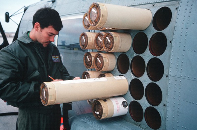 Trực thăng săn tàu ngầm và thủy lôi tác chiến trên biển ra sao? - ảnh 5