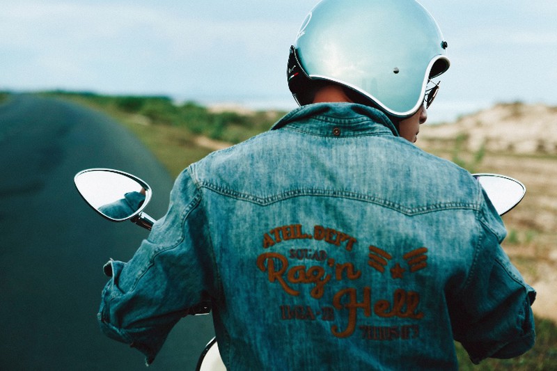 Pông Chuẩn và bộ ảnh đầy lãng mạn bên xe Vespa - ảnh 4