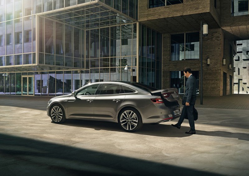 Renault chính thức đưa