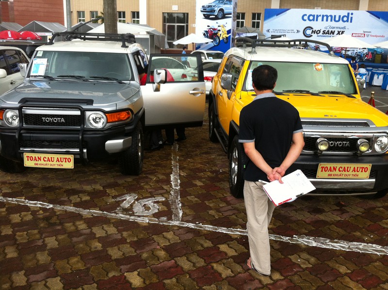 Đìu hiu như chợ xe ô tô cũ Việt Nam - ảnh 4