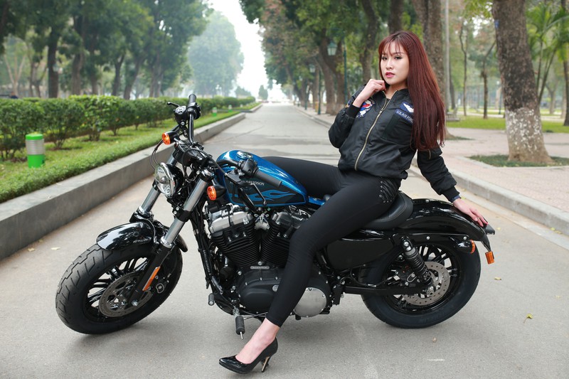 Ngắm người đẹp bên Harley 48 2016 - ảnh 11