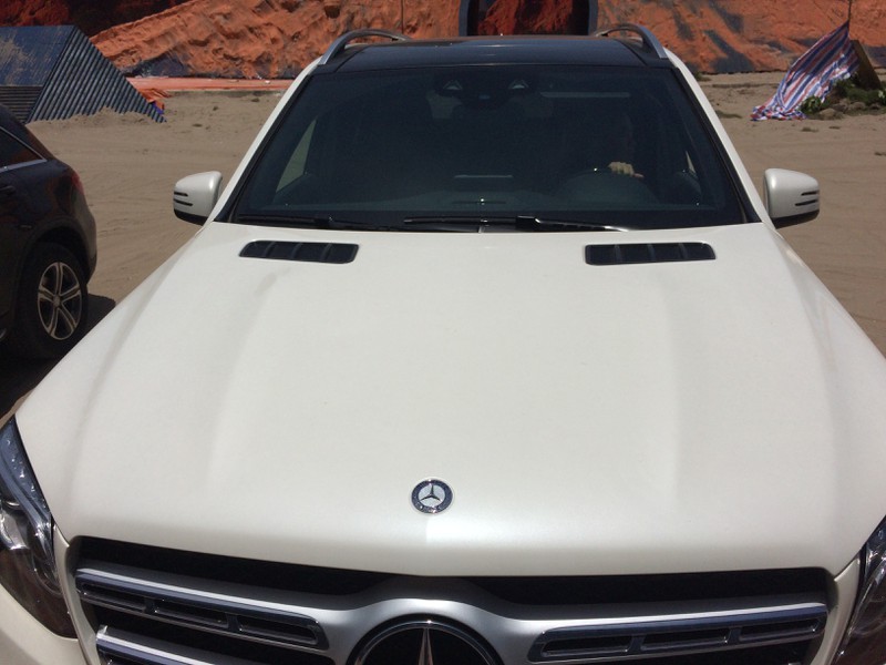 Xem hàng “hot” Mercedes GLS 500 4Matic tại triển lãm SUVenture ở Hà Nội - ảnh 7