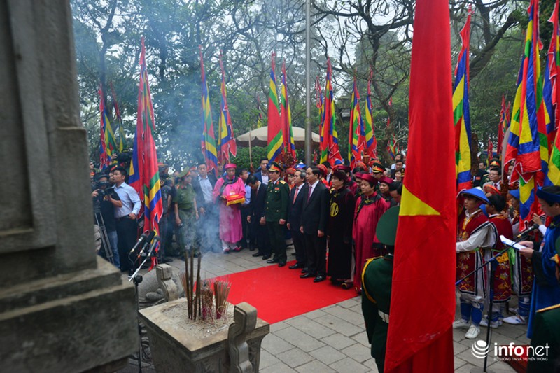 Lãnh đạo Đảng, Nhà nước dâng hương tại Đền Hùng sớm hơn so với mọi năm - ảnh 1