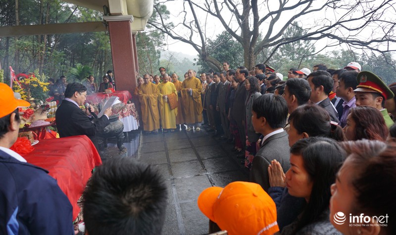 Nghệ An: Dâng bánh chưng khổng lồ tri ân thân mẫu Chủ tịch Hồ Chí Minh - ảnh 5