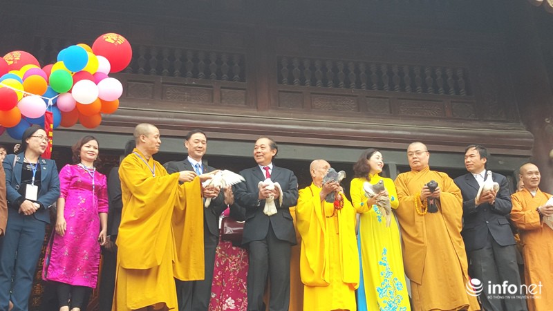 Chùa Bái Đính chính thức khai hội Xuân 2017 - ảnh 3