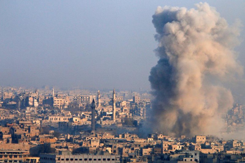Người dân Syria vỡ òa niềm vui sau khi Aleppo được giải phóng - ảnh 5