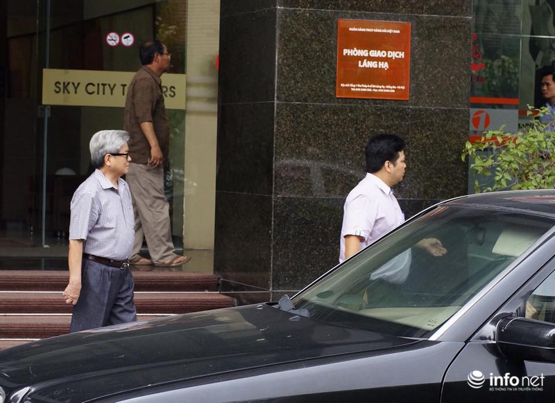 Khám nhà nguyên TBT báo Người cao tuổi Kim Quốc Hoa - ảnh 2