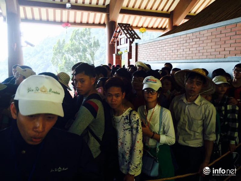 Người người về non thiêng Yên Tử đầu xuân - ảnh 10