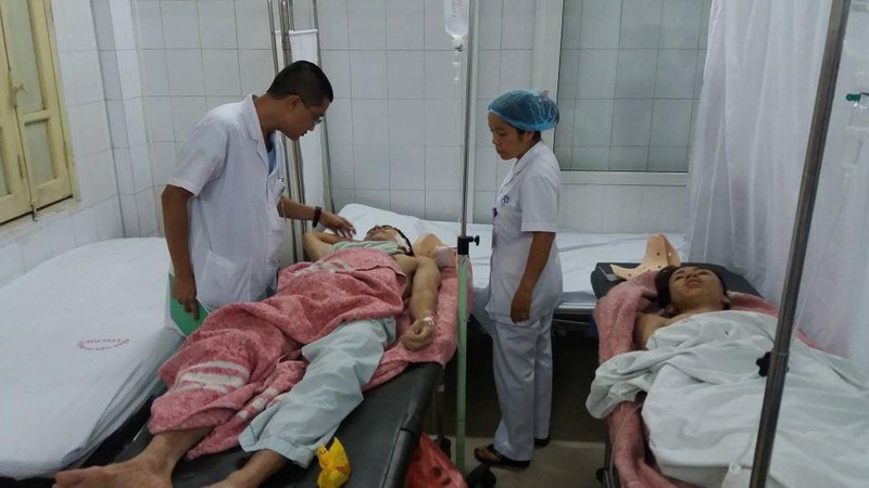 Sập nhà số 43 Cửa Bắc: Đã xác định có nạn nhân tử vong - ảnh 1