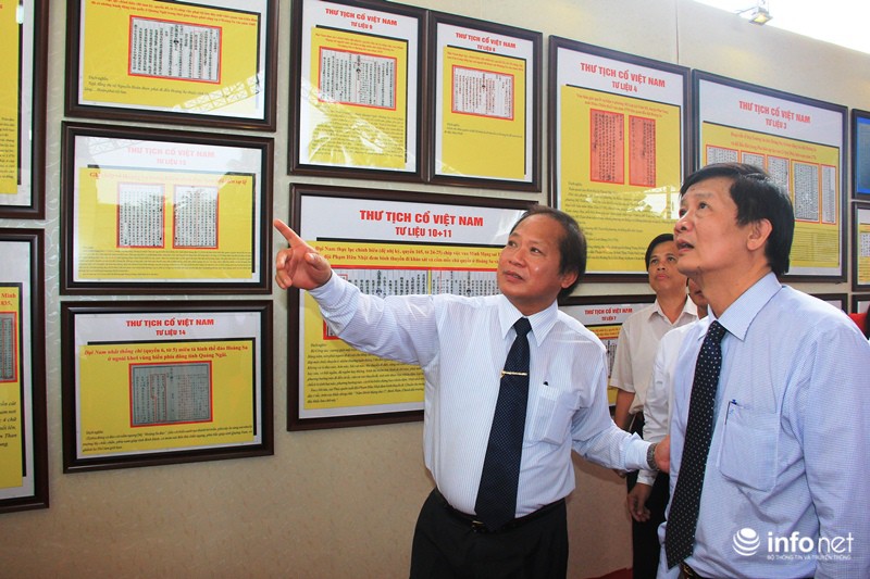Khai mạc triển lãm bản đồ về Hoàng Sa và Trường Sa tại TP. Nha Trang - ảnh 4
