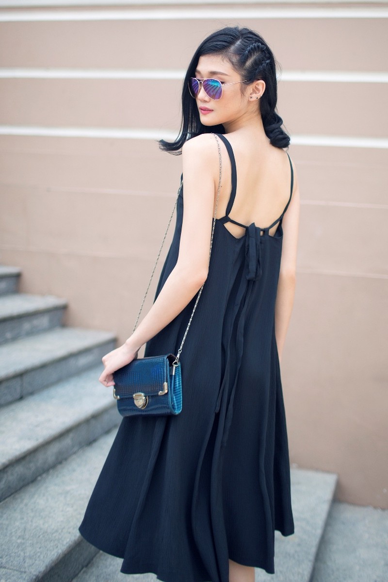 Kha Mỹ Vân rạng rỡ trong nắng hè - ảnh 8