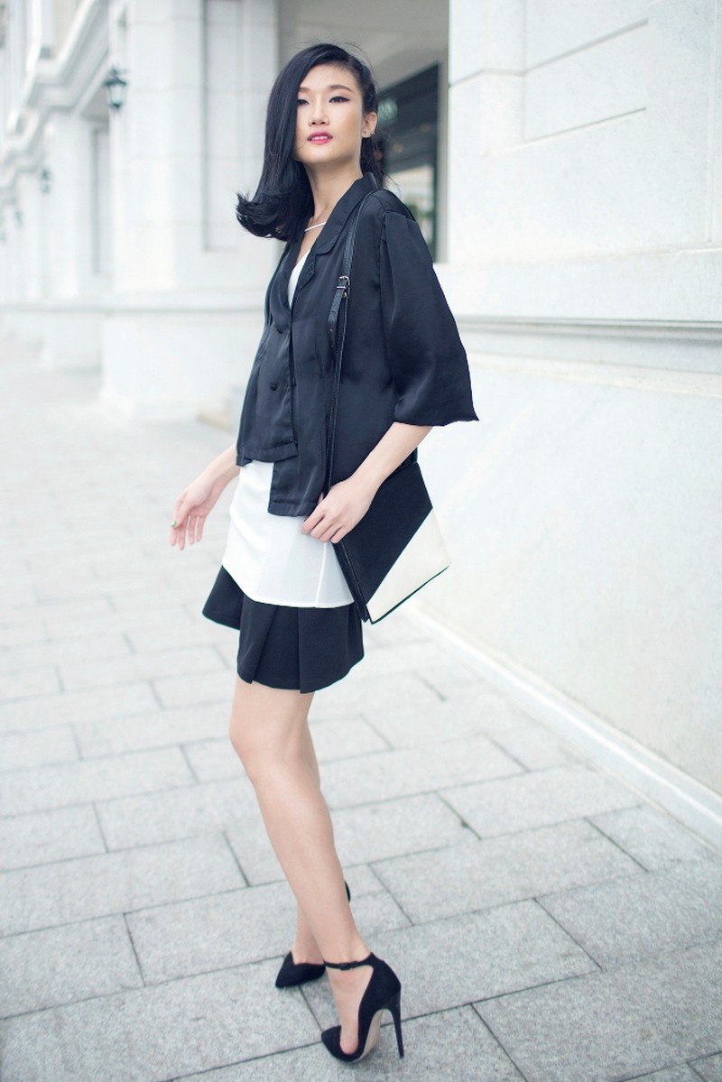 Kha Mỹ Vân rạng rỡ trong nắng hè - ảnh 11