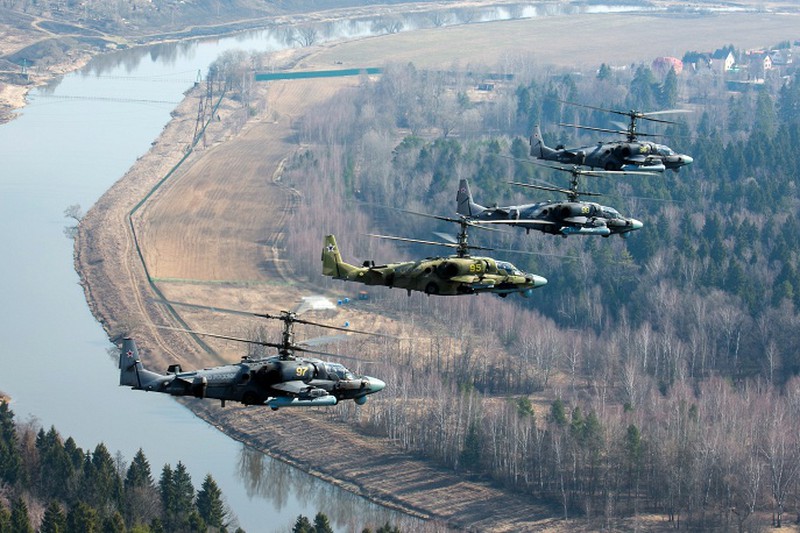 Ảnh Nga diễn tập không quân mừng Ngày chiến thắng phát xít 9/5 - ảnh 1