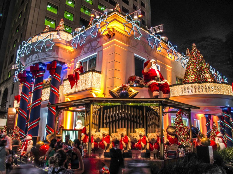 20 thành phố trang hoàng mừng năm mới đẹp như trong cổ tích - ảnh 19