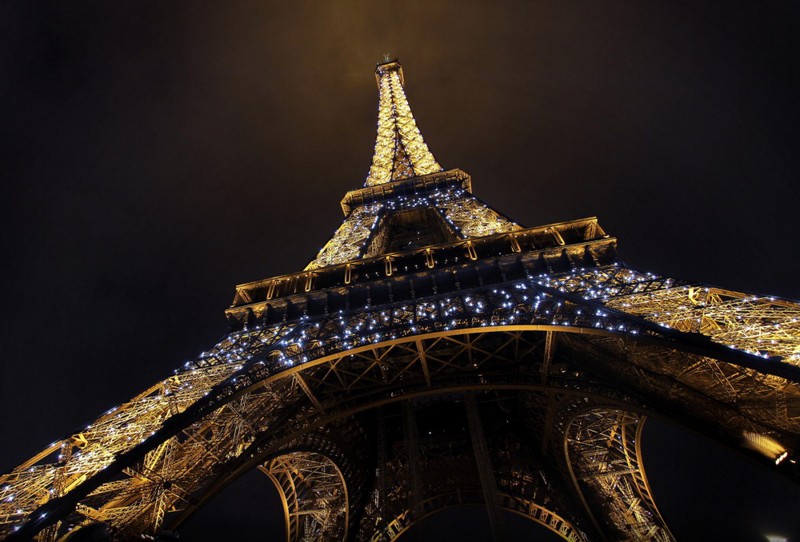 20 thành phố trang hoàng mừng năm mới đẹp như trong cổ tích - ảnh 3