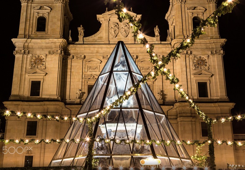 20 thành phố trang hoàng mừng năm mới đẹp như trong cổ tích - ảnh 4