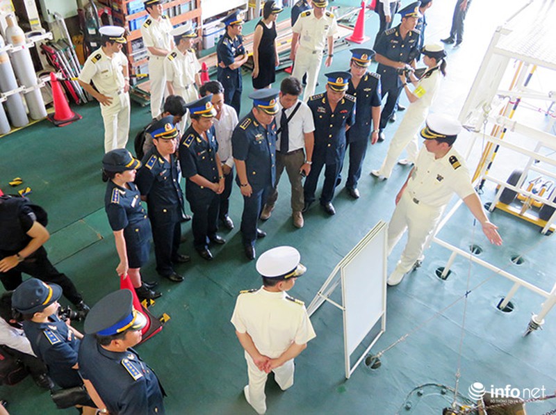 Cảnh sát biển Việt Nam tham quan tàu Cảnh sát biển Nhật Bản - ảnh 16