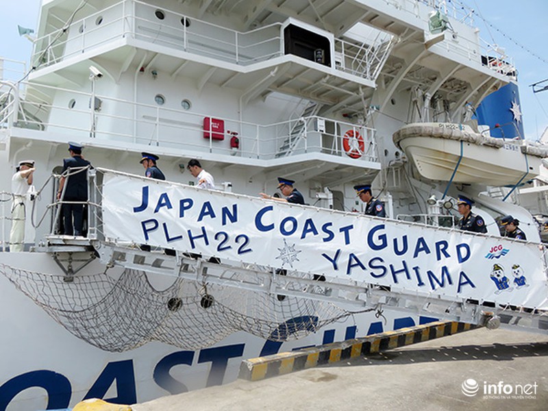 Cảnh sát biển Việt Nam tham quan tàu Cảnh sát biển Nhật Bản - ảnh 2