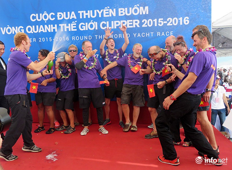 Đà Nẵng tưng bừng đón cuộc đua thuyền buồm Clipper Round The World - ảnh 26