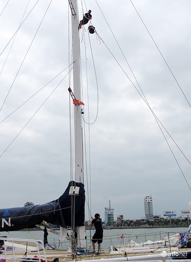 Thủy thủ Clipper làm “người nhện” trên các cột thuyền buồm - ảnh 5