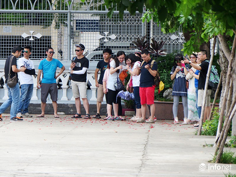 Trong lúc Đà Nẵng họp liên miên, HDV du lịch Trung, Hàn vẫn tiếp tục lộng hành! - ảnh 4