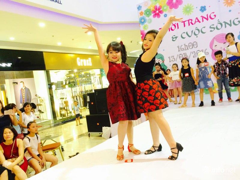 Những khoảng khắc tuyệt đẹp trong chương trình Thời trang và Cuộc sống - ảnh 11