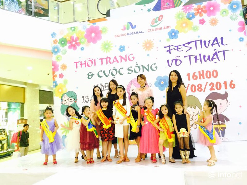 Những khoảng khắc tuyệt đẹp trong chương trình Thời trang và Cuộc sống - ảnh 1