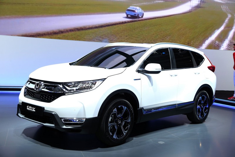 Anh thuc te Honda CR-V ban hybrid tai chau Au hinh anh 2