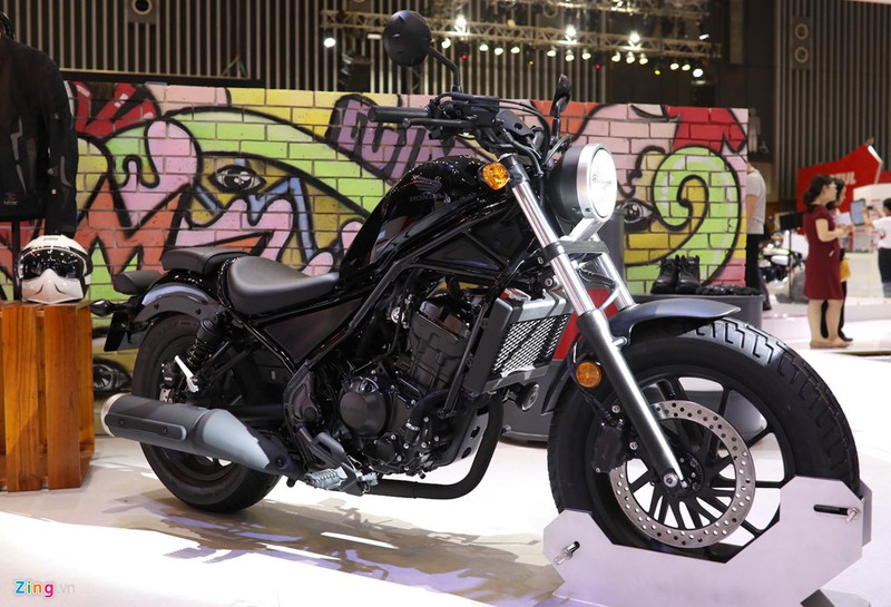 5 moto phan khoi lon noi bat o tam gia duoi 150 trieu hinh anh 4