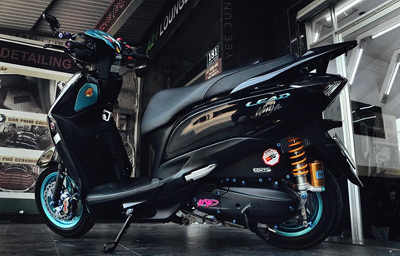 Honda Lead phien ban 'vua ninja' cua biker Ca Mau ton them 100 trieu hinh anh 10