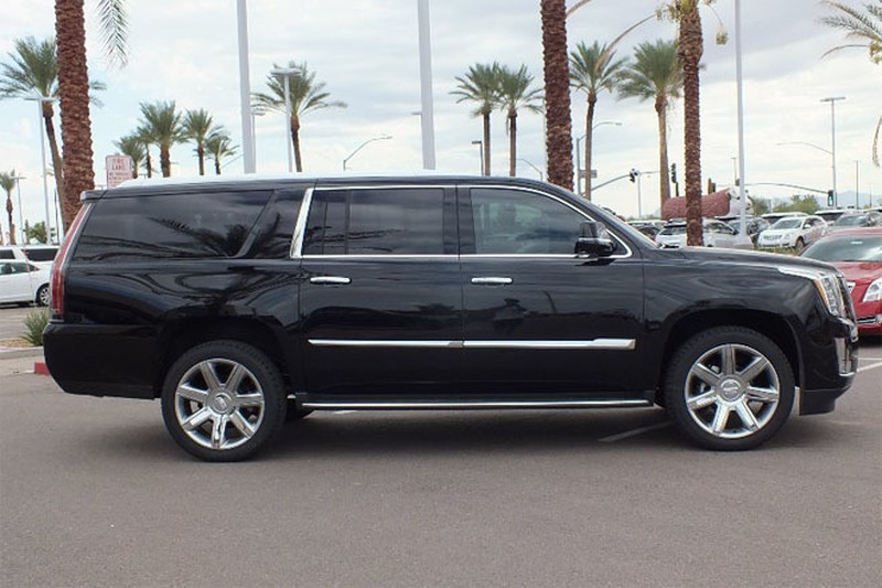 Dàn siêu xe 'khủng' của ca sĩ Đàm Vĩnh Hưng